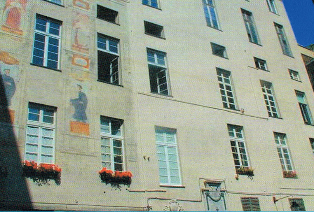 Caseggiato Piazza delle Vigne, 6